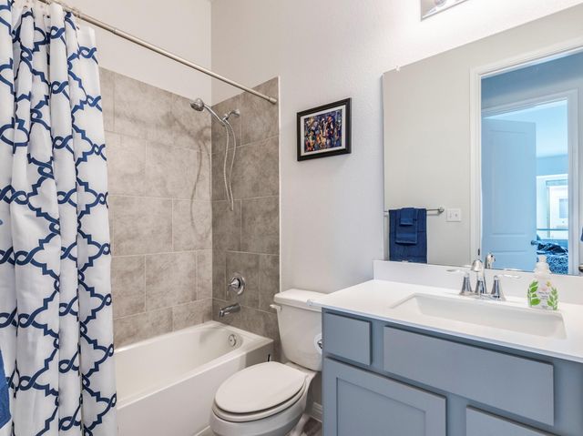 372 Spinnaker LOOP, Kyle, TX 78640