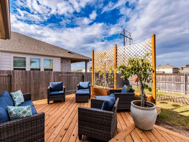 372 Spinnaker LOOP, Kyle, TX 78640