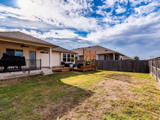 372 Spinnaker LOOP, Kyle, TX 78640