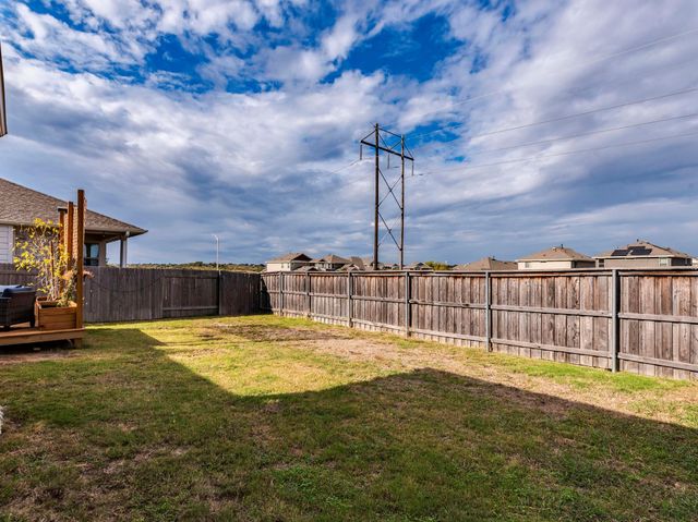 372 Spinnaker LOOP, Kyle, TX 78640