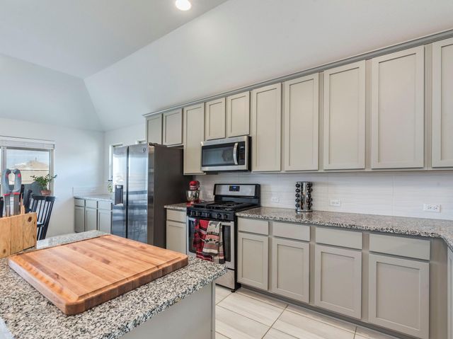 372 Spinnaker LOOP, Kyle, TX 78640