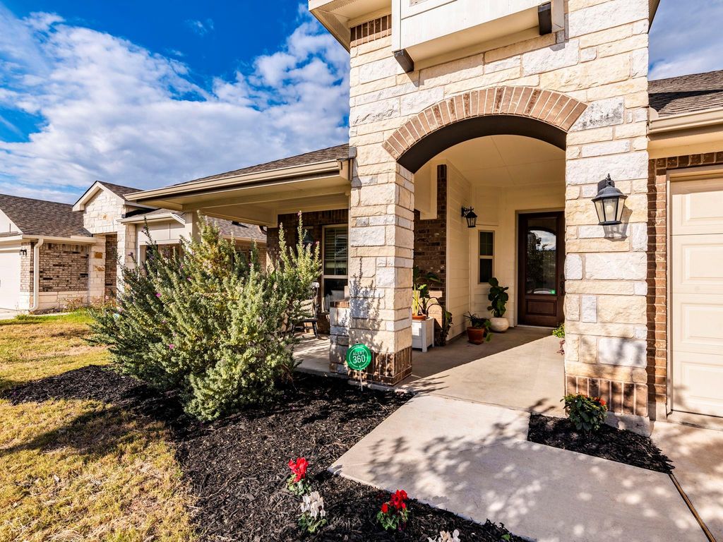 372 Spinnaker LOOP, Kyle, TX 78640