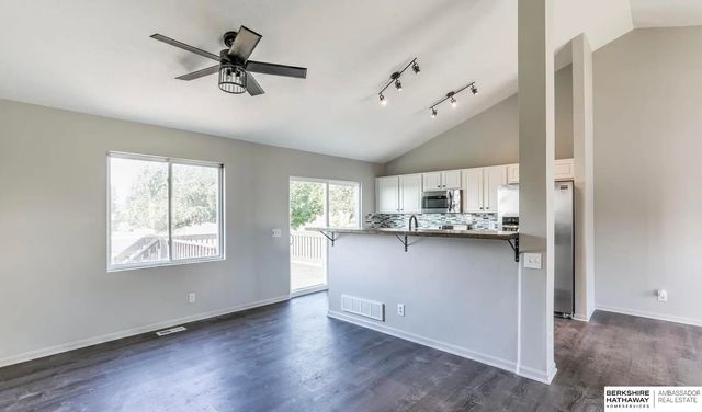 16733 Patrick Avenue, Omaha, NE 68116