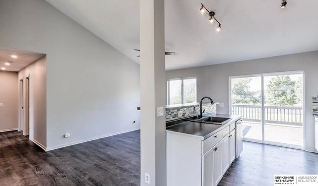 16733 Patrick Avenue, Omaha, NE 68116