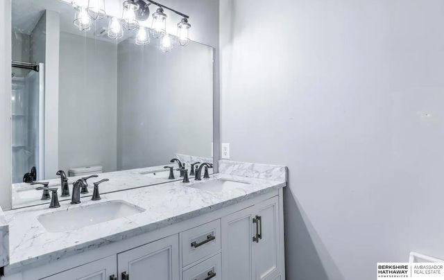 16733 Patrick Avenue, Omaha, NE 68116