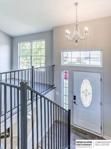 16733 Patrick Avenue, Omaha, NE 68116