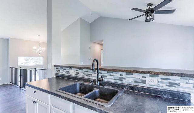 16733 Patrick Avenue, Omaha, NE 68116