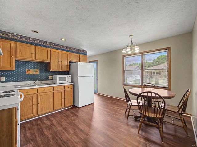 1904 Davcohn Avenue, Evansville, IN 47714