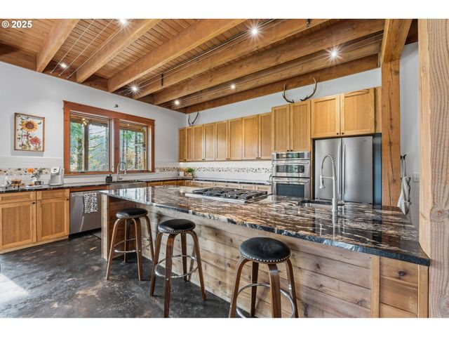 46910 Nw CHRYSLER Dr, Banks, OR 97106