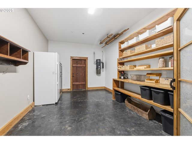 46910 Nw CHRYSLER Dr, Banks, OR 97106