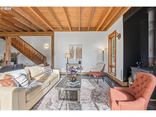 46910 Nw CHRYSLER Dr, Banks, OR 97106