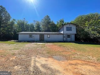 1427 Woodland Road, Thomaston, GA 30286