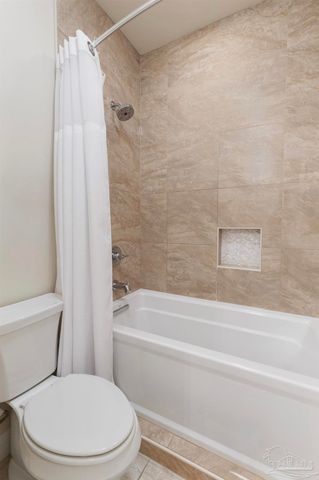 50 Calle Marbella, Pensacola Beach, FL 32561