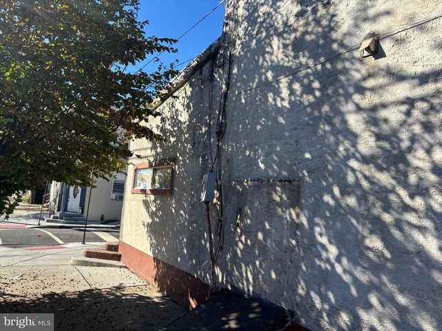 1938 FILMORE ST, Camden, NJ 08104