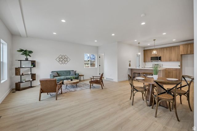 354 E 7635 S, Sandy, UT 84047