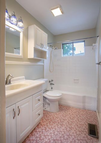 300 Rosetta Street, Little Rock, AR 72205