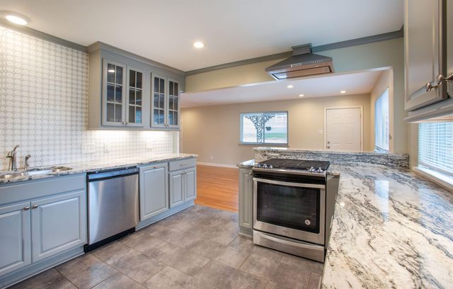 300 Rosetta Street, Little Rock, AR 72205