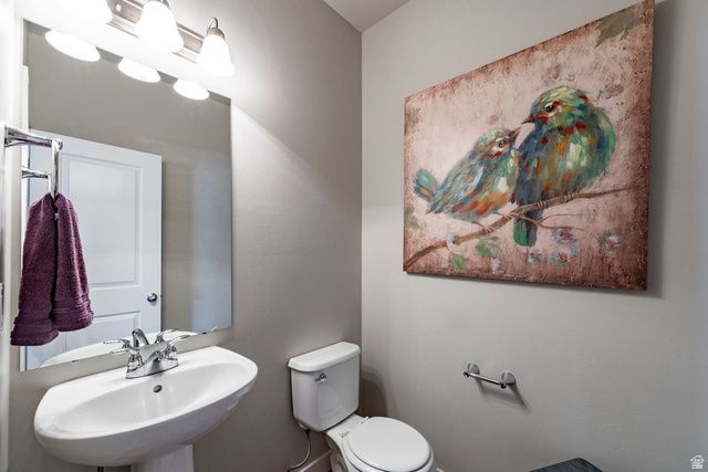 1034 W NARROWS LN, Bluffdale, UT 84065