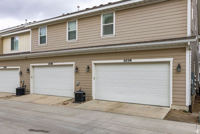 1034 W NARROWS LN, Bluffdale, UT 84065