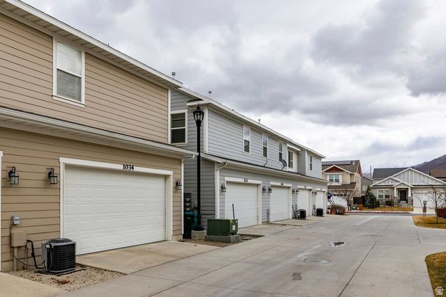 1034 W NARROWS LN, Bluffdale, UT 84065