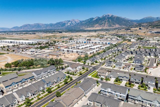 1034 W NARROWS LN, Bluffdale, UT 84065