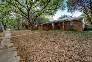 3940 Dalgreen Circle, Dallas, TX 75214