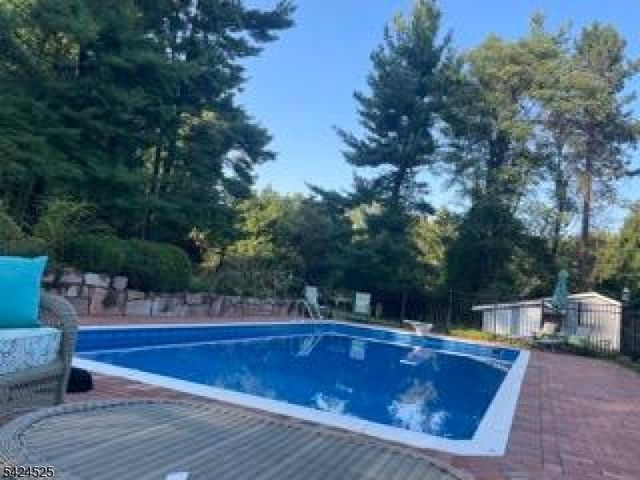 225 Pleasant Hill Rd, Chester Twp., NJ 07836