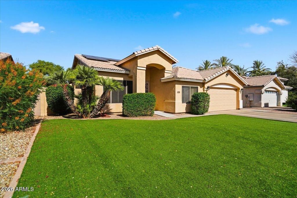 729 N OCOTILLO Lane, Gilbert, AZ 85233 — photo 4