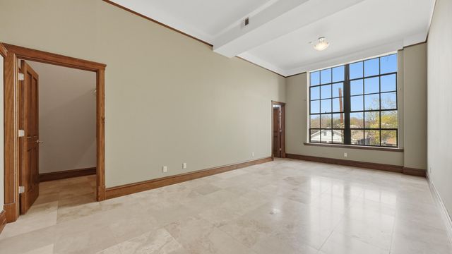 1000 E Martin Luther King Boulevard 203, Chattanooga, TN 37403