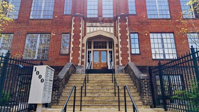 1000 E Martin Luther King Boulevard 203, Chattanooga, TN 37403