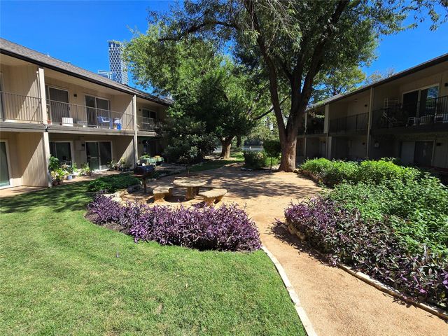500 E Riverside DR 229, Austin, TX 78704