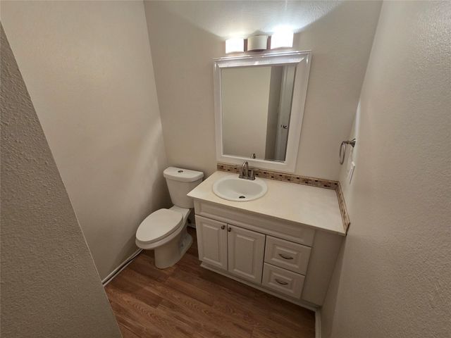 500 E Riverside DR 229, Austin, TX 78704