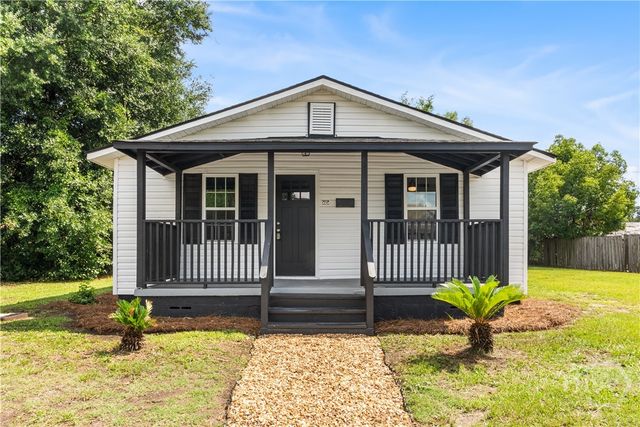 515 W 62nd Street, Savannah, GA 31405