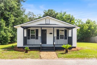 515 W 62nd Street, Savannah, GA 31405