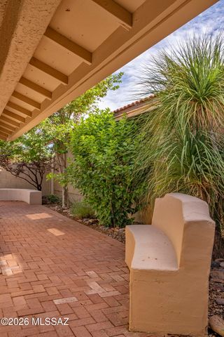 311 E Suntree Street, Oro Valley, AZ 85737