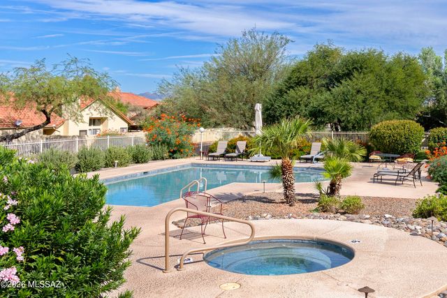 311 E Suntree Street, Oro Valley, AZ 85737