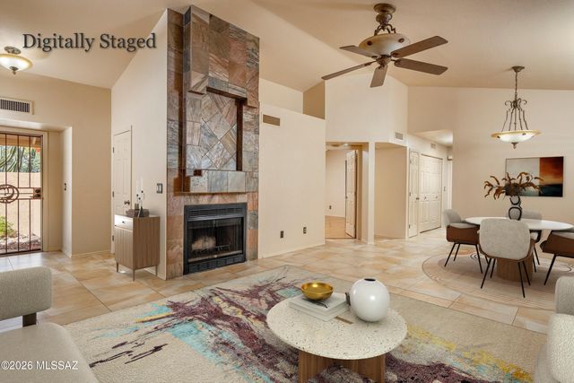 311 E Suntree Street, Oro Valley, AZ 85737