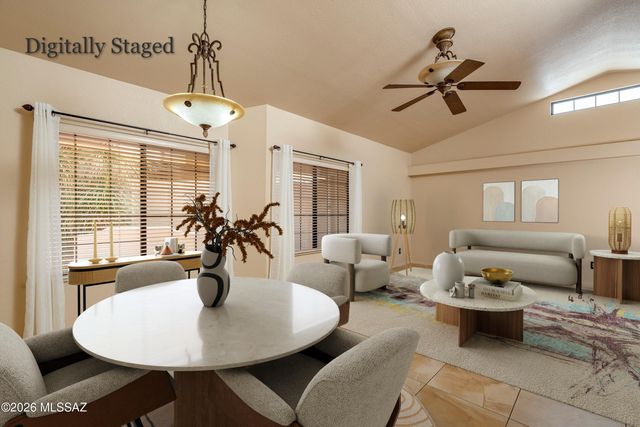 311 E Suntree Street, Oro Valley, AZ 85737