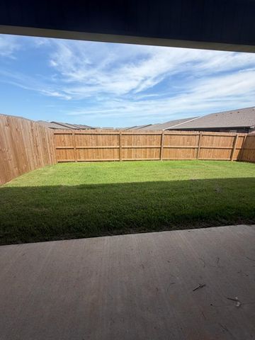 6808 NW Toby Street, Highfill, AR 72712