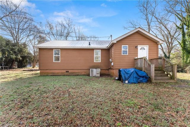 151 Clay Street, Maysville, GA 30558