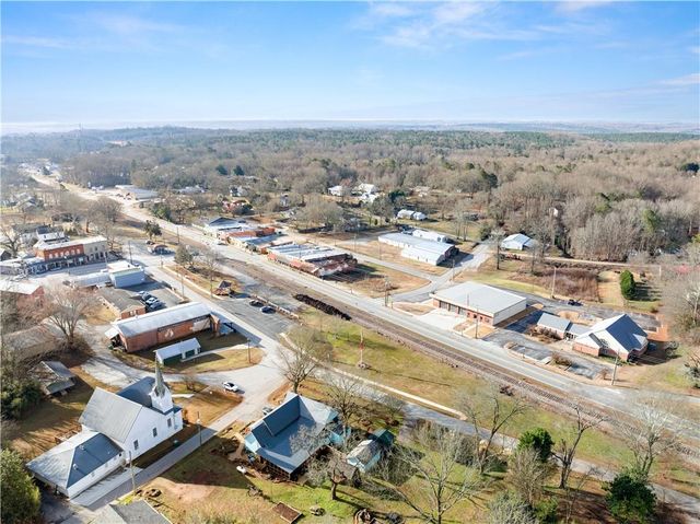 151 Clay Street, Maysville, GA 30558