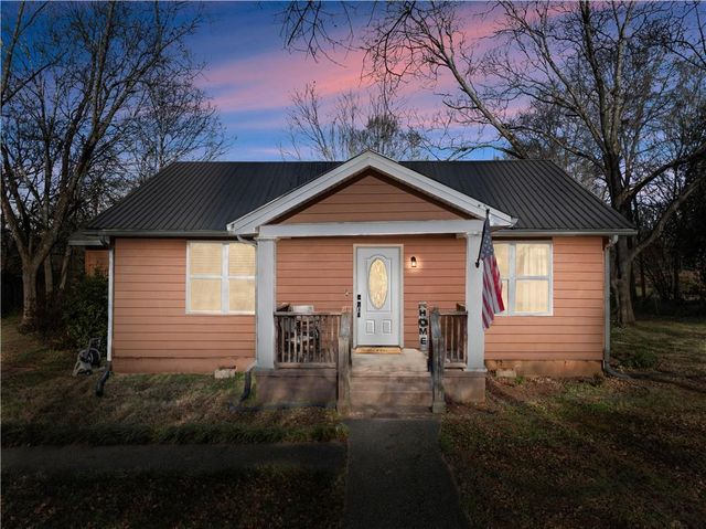 151 Clay Street, Maysville, GA 30558