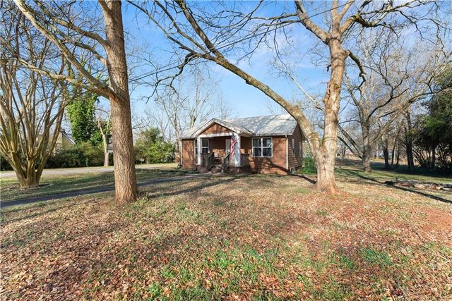 151 Clay Street, Maysville, GA 30558