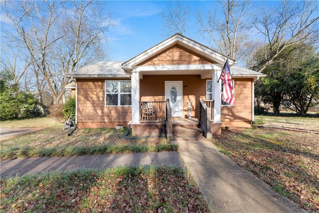 151 Clay Street, Maysville, GA 30558