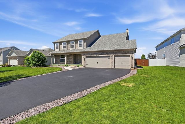 26326 W Silver Stream Drive, Channahon, IL 60410