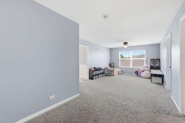 26326 W Silver Stream Drive, Channahon, IL 60410