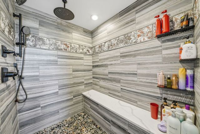 26326 W Silver Stream Drive, Channahon, IL 60410