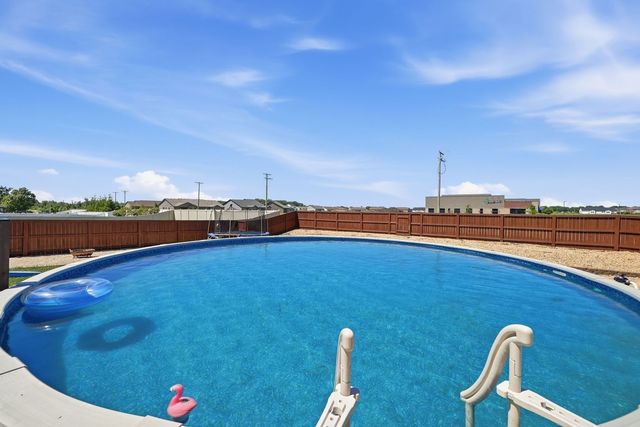 26326 W Silver Stream Drive, Channahon, IL 60410