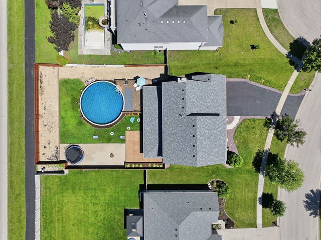 26326 W Silver Stream Drive, Channahon, IL 60410