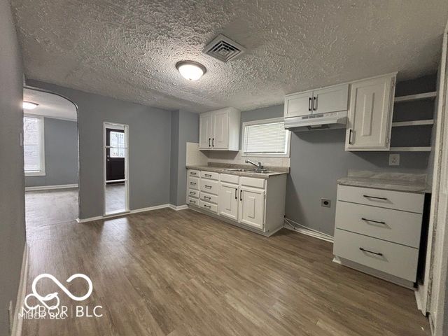 2912-2914 Collier Street, Indianapolis, IN 46241